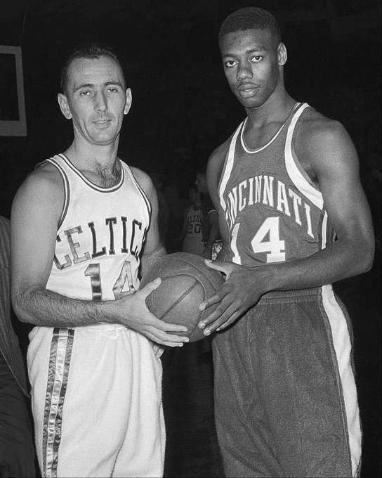 一支球队在 一支球队在